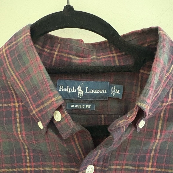 Men's Plaid Button-Down Shirt - Picture 6 of 7